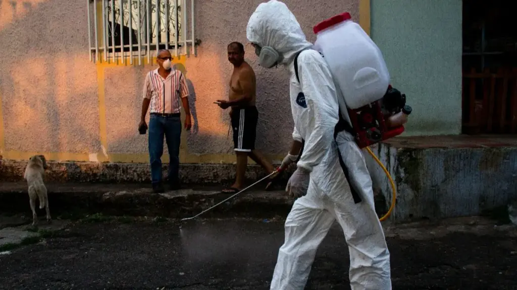 Knapsack Sprayer Uses for Sanitation and Public Health