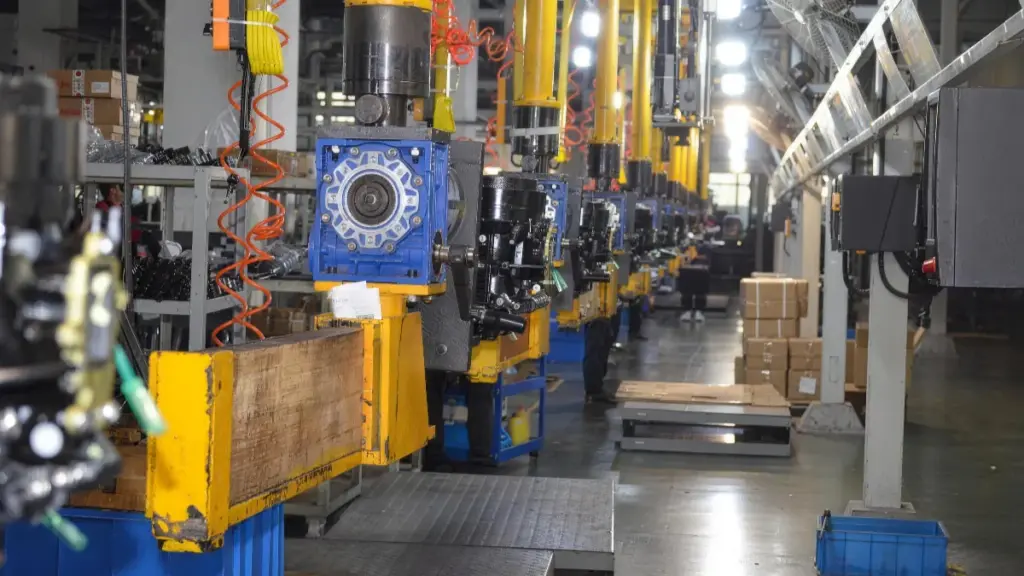 newtop outboard motors assembly line